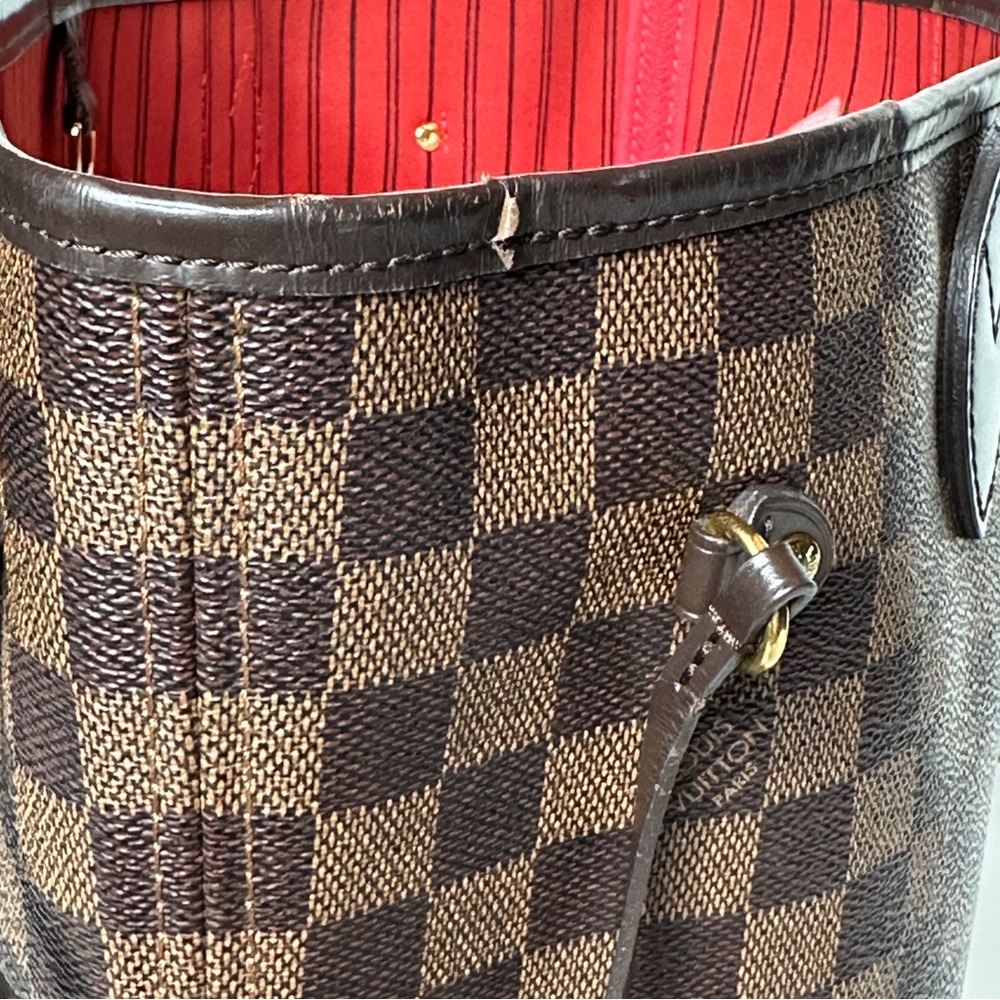 Louis Vuitton DE Neverfull MM Cherry Tote - Picture 11 of 16